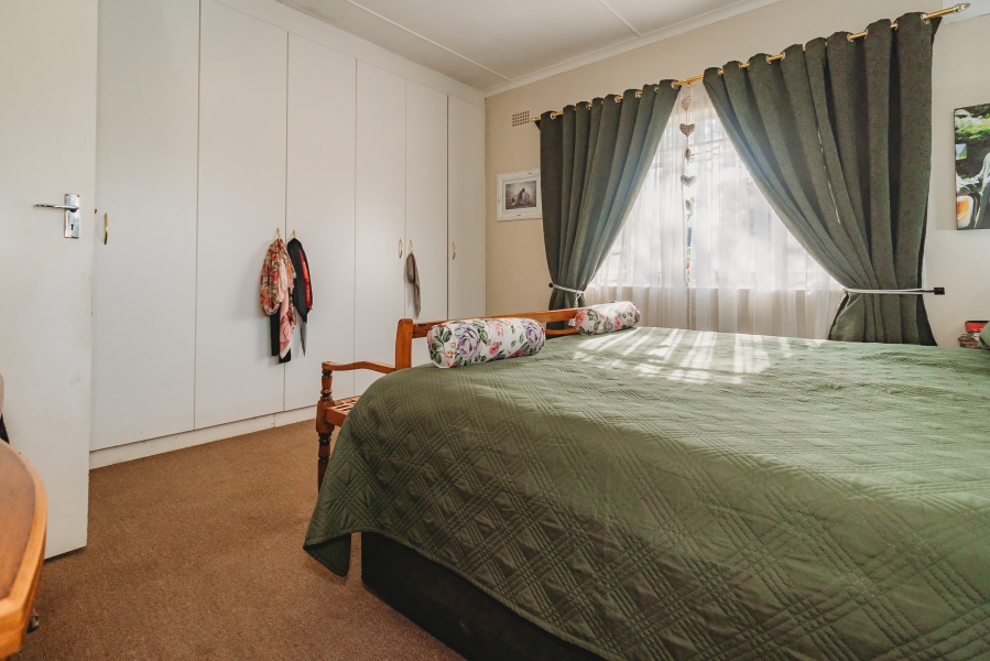 4 Bedroom Property for Sale in Heatherlands Western Cape
